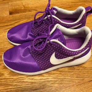 Nike Roshe women’s size 9